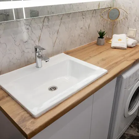 Royal 2 On Shevchenka Str דירה