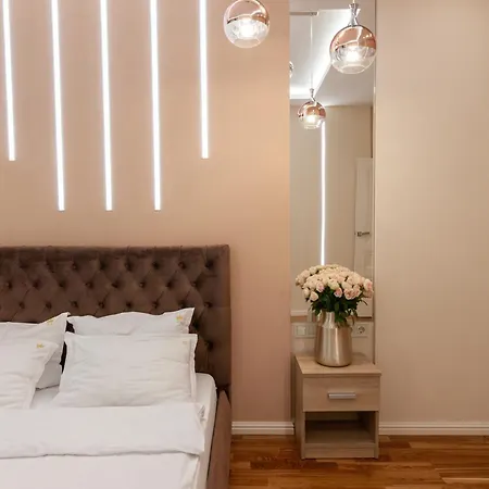 Lägenhet Royal 2 On Shevchenka Str