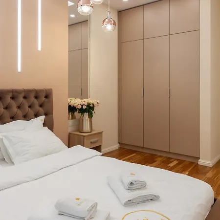 Royal 2 On Shevchenka Str Lägenhet