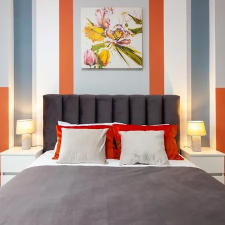 Royal 2 On Shevchenka Str דירה