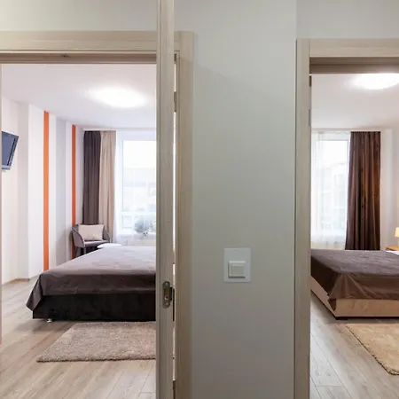 Royal 2 On Shevchenka Str