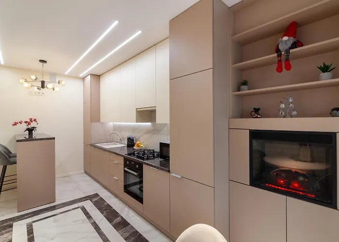 Royal 2 On Shevchenka Str Lviv